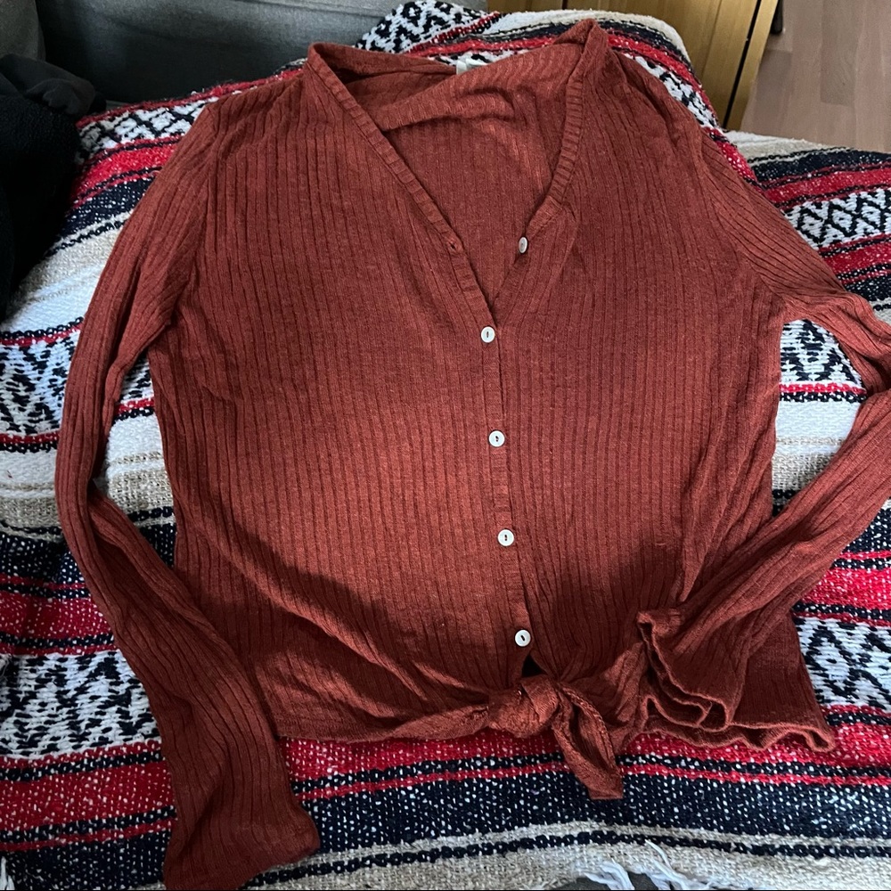 Universal thread light sweater